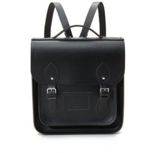 Meet your Posher, Liz